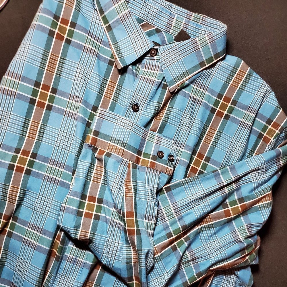 Van Heusen Button Down